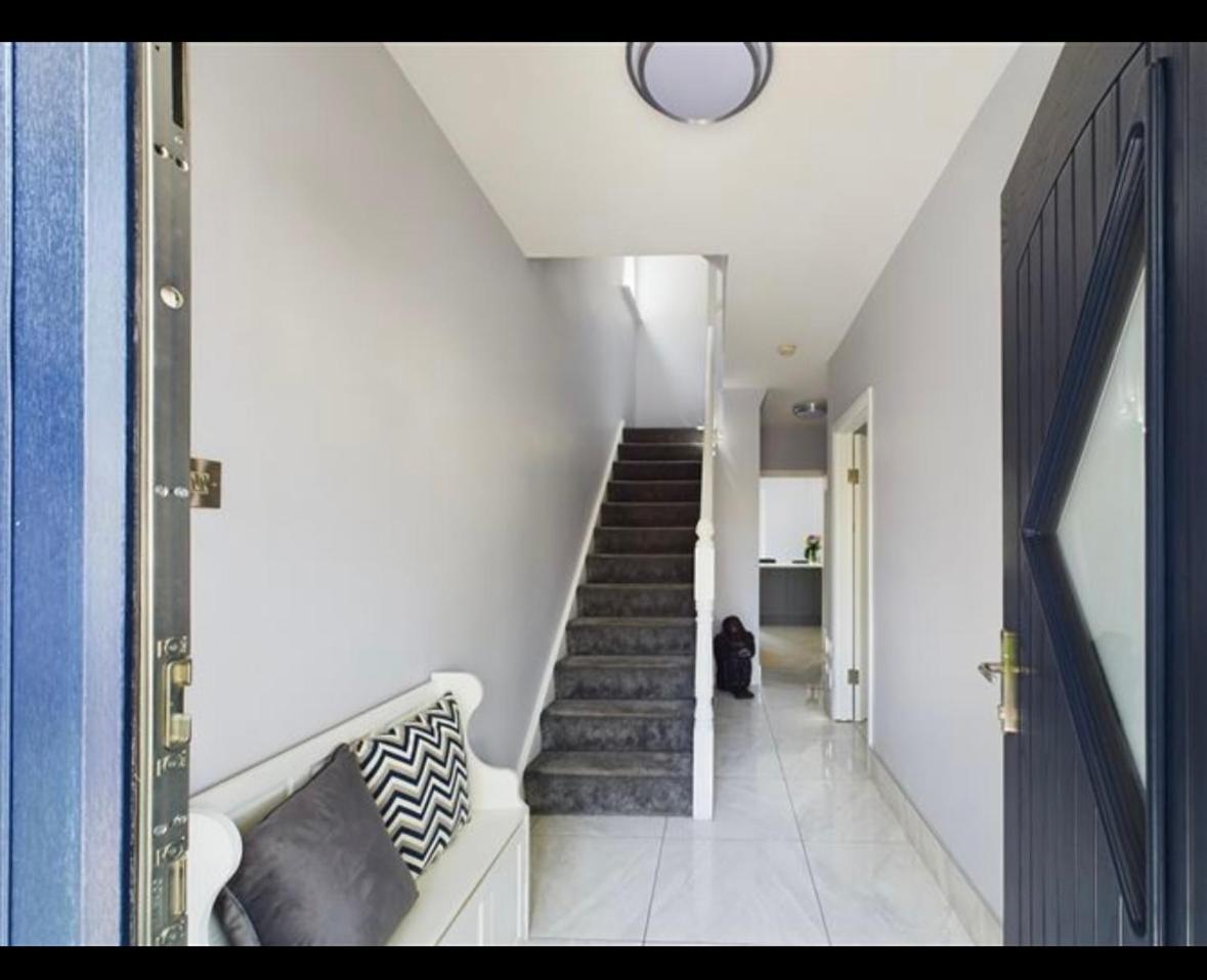 Deluxe Dwelling - 15 Mins From Cork City/Airport Lejlighed Eksteriør billede
